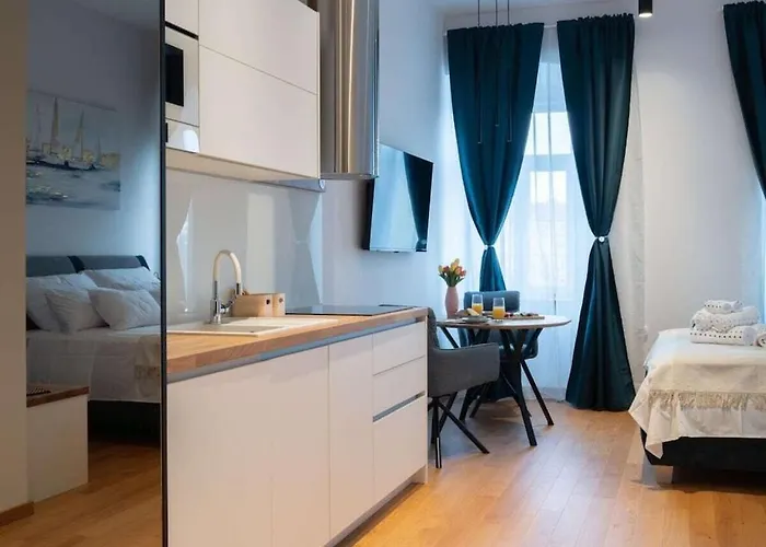 Дом отдыха - 1 *